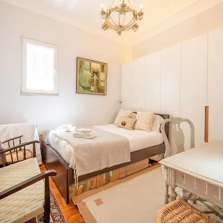 아파트 Guestready - A Prime Near Campo De Ourique *
